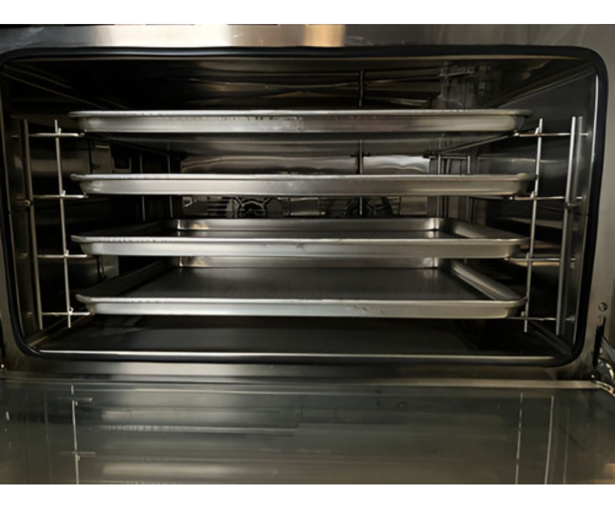 Imagen de HORNO COMERCIAL 4 BANDEJAS